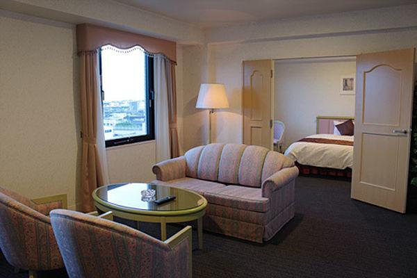 Hotel Verfort Hyuga Bagian luar foto