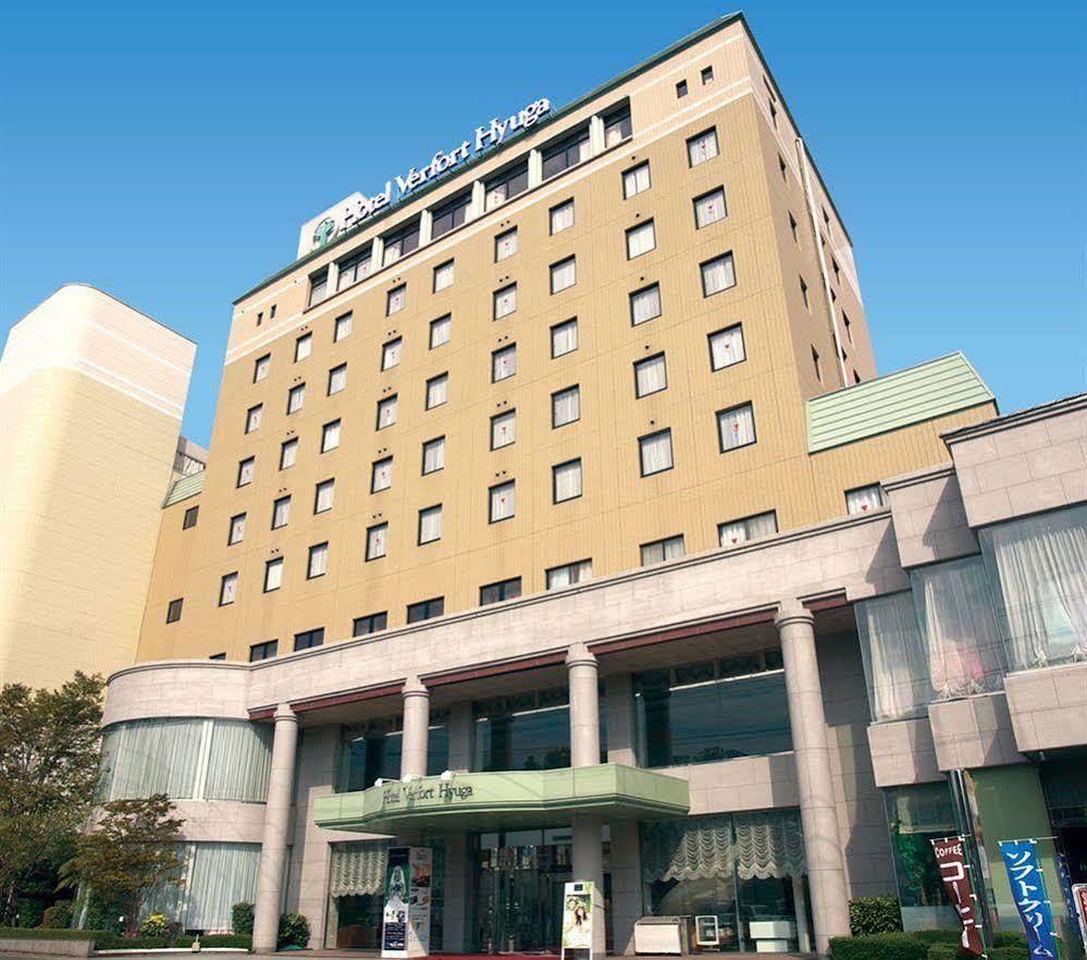 Hotel Verfort Hyuga Bagian luar foto